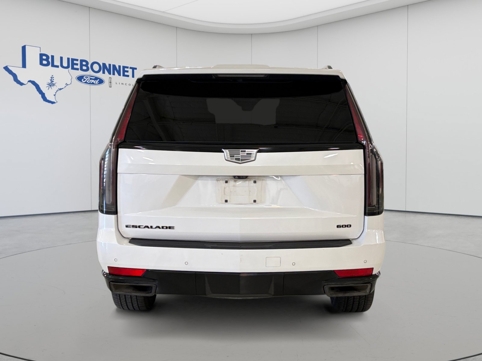 Used 2023 Cadillac Escalade ESV Sport w/ Touring Package AWD/4WD image 6