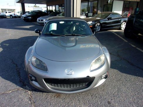 Used 2015 MAZDA MX-5 Miata Club image 2