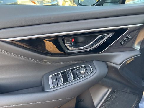 Used 2025 Subaru Outback Touring XT image 20