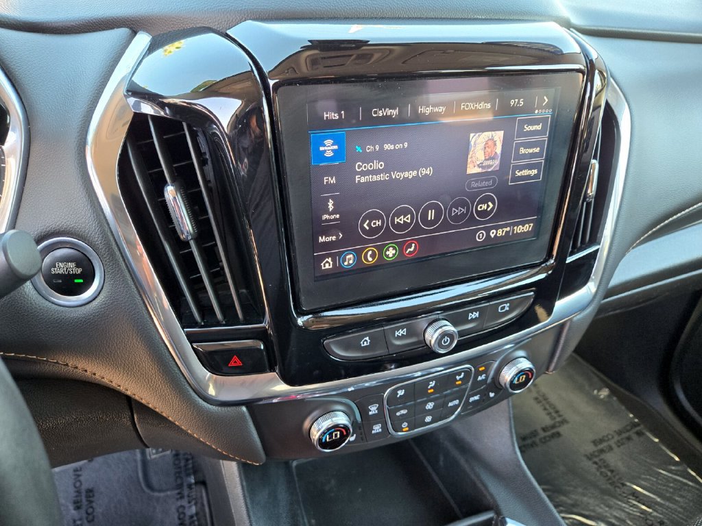 Used 2020 Chevrolet Traverse LT w/ Driver Confidence II Package AWD/4WD image 28