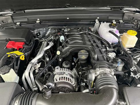 New 2026 Jeep Gladiator Sport AWD/4WD image 17