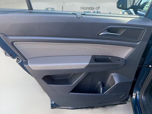 Used 2022 Volkswagen Atlas SE image 25