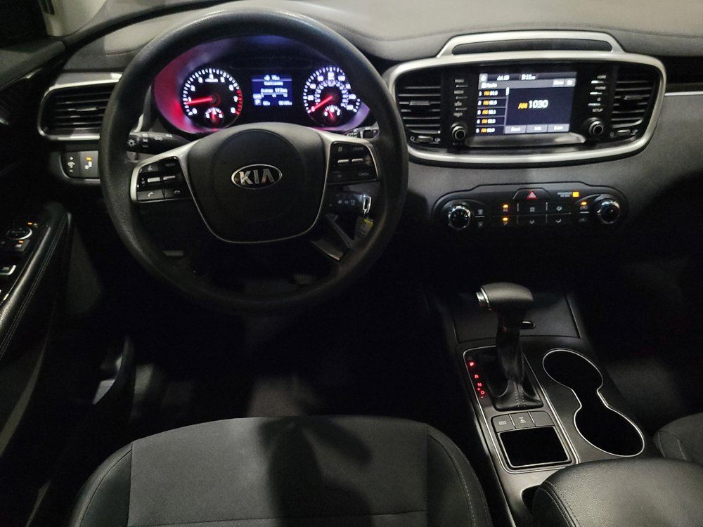 Used 2019 Kia Sorento AWD image 22