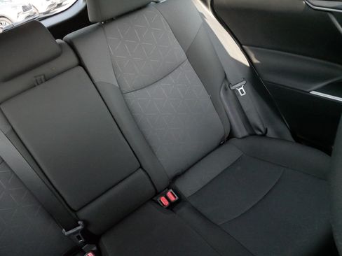 Used 2025 Toyota RAV4 XLE AWD/4WD image 14