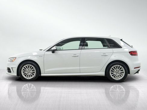 Used 2016 Audi A3 e-tron Premium w/ Audi MMI Navigation Plus FWD image 2