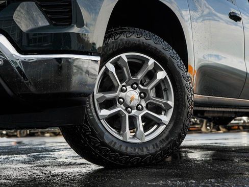 New 2026 Chevrolet Silverado 1500 LT image 6