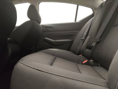 Used 2025 Nissan Altima 2.5 SV FWD image 18
