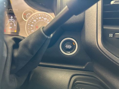 Used 2025 RAM 3500 Tradesman w/ Chrome Appearance Group image 37