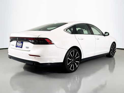 Certified 2024 Honda Accord Touring image 5