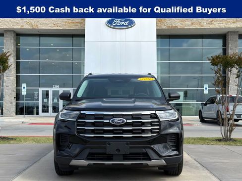 New 2026 Ford Explorer Active RWD image 38