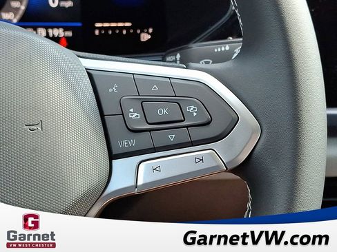 Certified 2022 Volkswagen Taos SE image 22