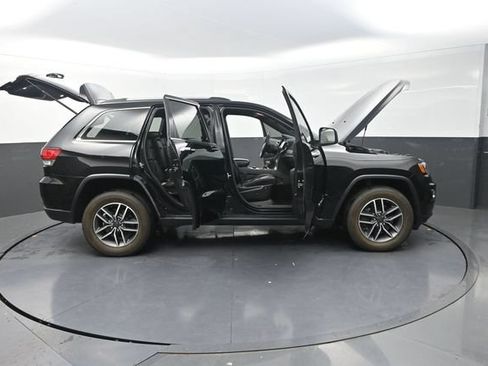 Used 2021 Jeep Grand Cherokee Limited w/ Luxury Group II AWD/4WD image 37