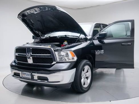 Used 2024 RAM 1500 Classic SLT AWD/4WD image 17