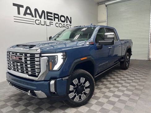 New 2026 GMC Sierra 2500 Denali w/ Denali Reserve Package image 1