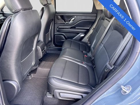 Used 2025 Lincoln Corsair AWD w/ Equipment Group 101A image 18