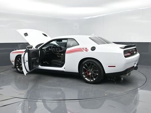 Used 2022 Dodge Challenger R/T Scat Pack RWD image 68