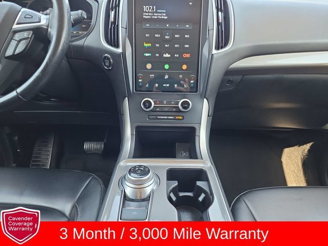 Used 2023 Ford Edge SEL AWD/4WD image 3