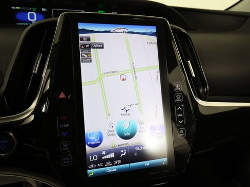 Used 2021 Toyota Prius Prime XLE w/ Carpet Mat Package (TMS) FWD image 36