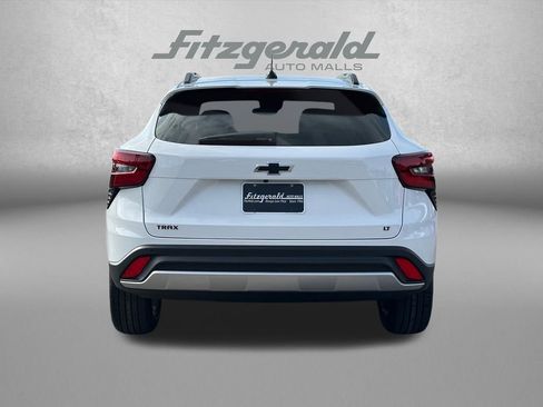 New 2026 Chevrolet Trax LT w/ Driver Confidence Package image 6