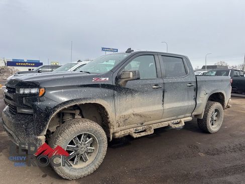 Used 2022 Chevrolet Silverado 1500 RST image 5
