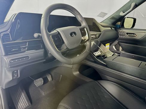 New 2026 INFINITI QX80 Autograph image 9