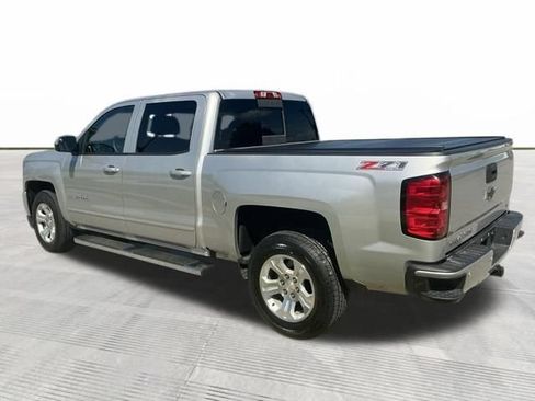 Used 2017 Chevrolet Silverado 1500 LT w/ All Star Edition AWD/4WD image 4