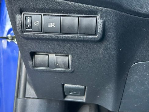 Used 2023 Toyota Corolla Cross LE image 17