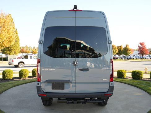 New 2026 Mercedes-Benz Sprinter 2500 image 18