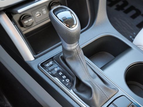 Used 2017 Hyundai Sonata SE w/ Cargo Package image 25