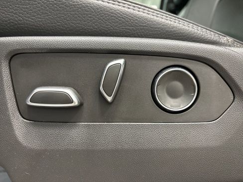 Used 2024 GMC Sierra 1500 Denali w/ Denali Reserve Package image 34