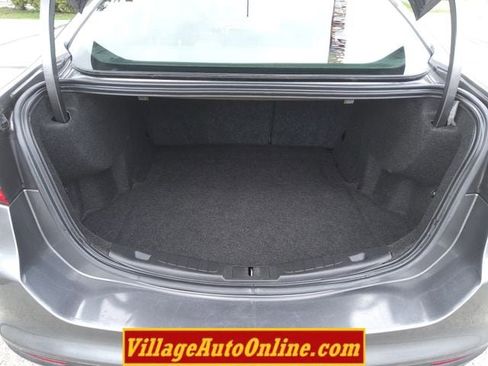 Used 2013 Ford Fusion SE FWD image 31