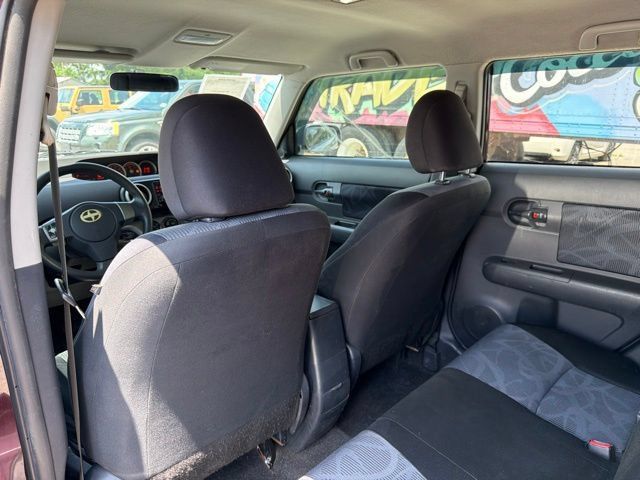 Used 2012 Scion xB FWD image 16