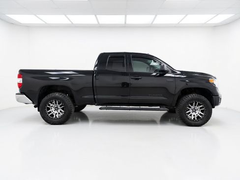 Used 2018 Toyota Tundra SR5 w/ SR5 Upgrade Package AWD/4WD image 21