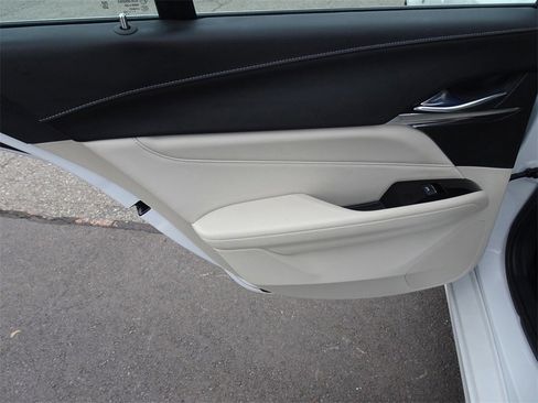 Certified 2023 Cadillac CT4 Premium Luxury image 17