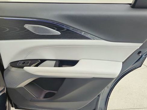 Used 2024 Cadillac Lyriq Sport image 29