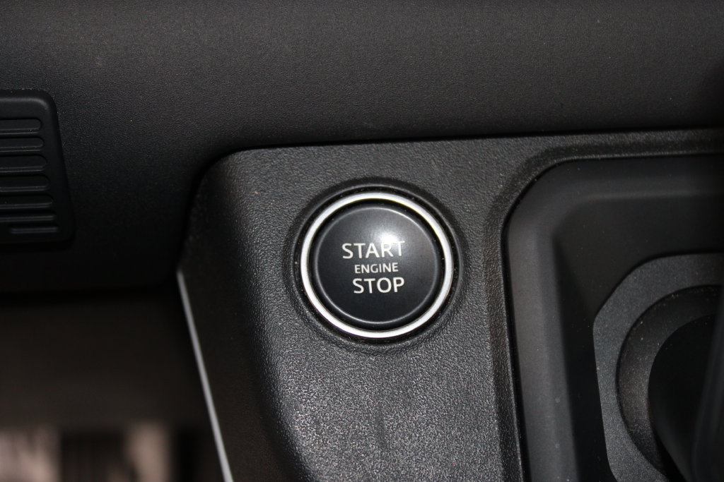 Used 2025 Land Rover Defender 110 S AWD/4WD image 36