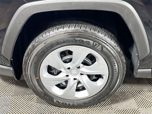 Certified 2025 Toyota RAV4 LE image 27