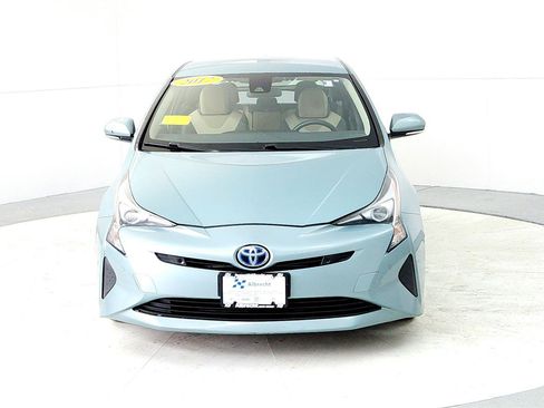 Used 2017 Toyota Prius Two image 8