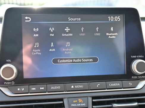 Used 2024 Nissan Altima 2.5 SV FWD image 23