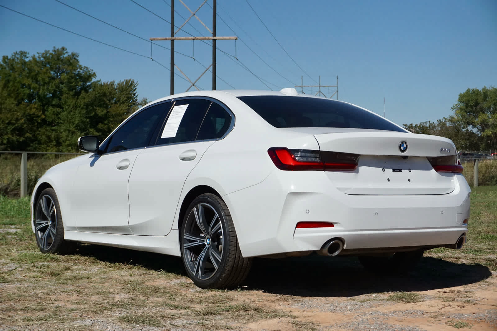 Used 2024 BMW 330i Sedan w/ Convenience Package RWD image 40