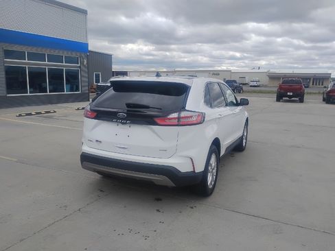 Used 2024 Ford Edge SEL w/ Convenience Package AWD/4WD image 6