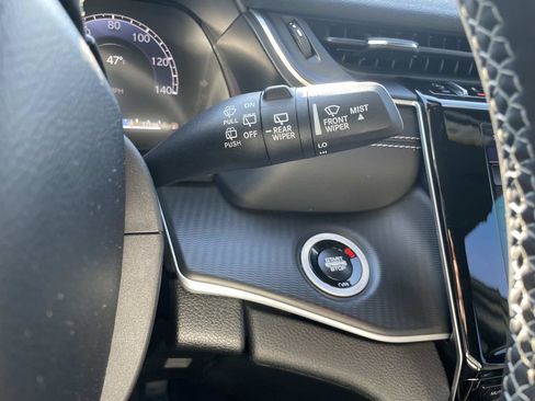 Used 2024 Jeep Grand Cherokee Altitude image 29