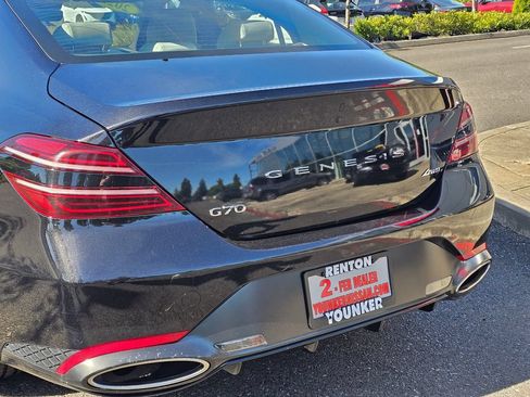 Used 2025 Genesis G70 2.5T AWD/4WD image 10