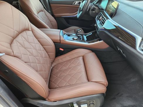 Used 2023 BMW X5 M50i w/ Climate Comfort Package image 14