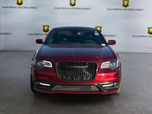 Used 2022 Chrysler 300 S image 8