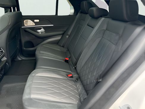 Certified 2025 Mercedes-Benz GLE 63 AMG S image 23