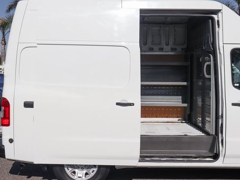 Used 2018 Nissan NV 2500 SV w/ Navigation Package image 27