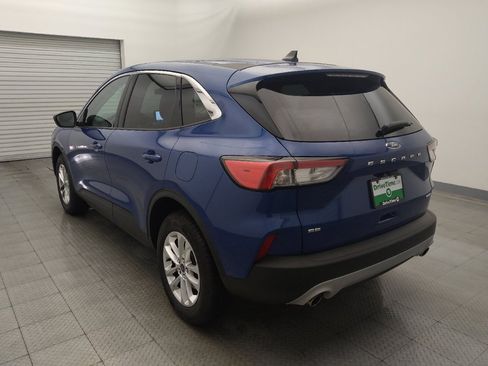 Used 2022 Ford Escape SE image 5