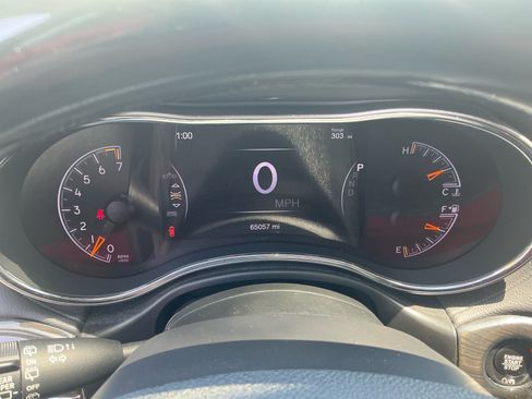 Used 2018 Jeep Grand Cherokee Overland RWD image 10
