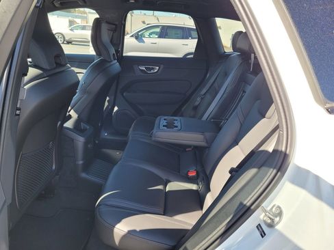 New 2026 Volvo XC60 T8 Ultra w/ Climate Package PRO AWD/4WD image 10